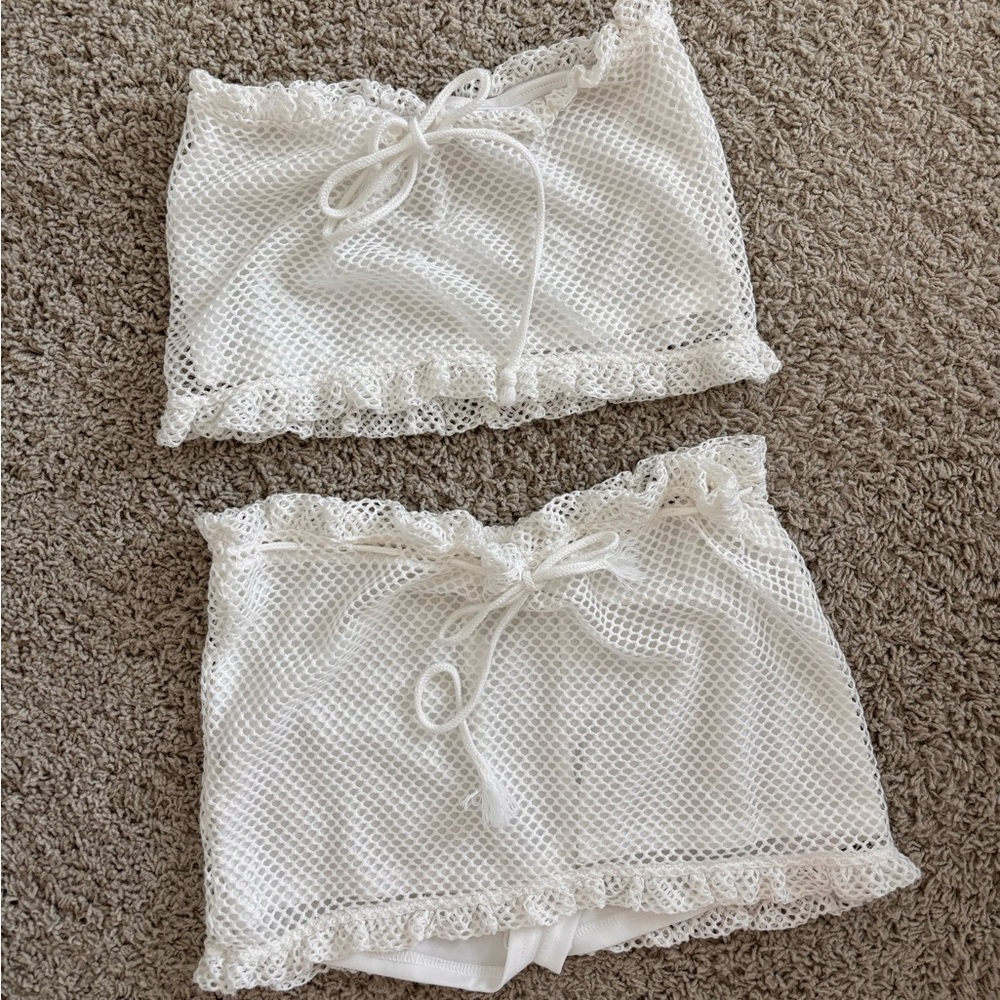 White Beachy Cover Set